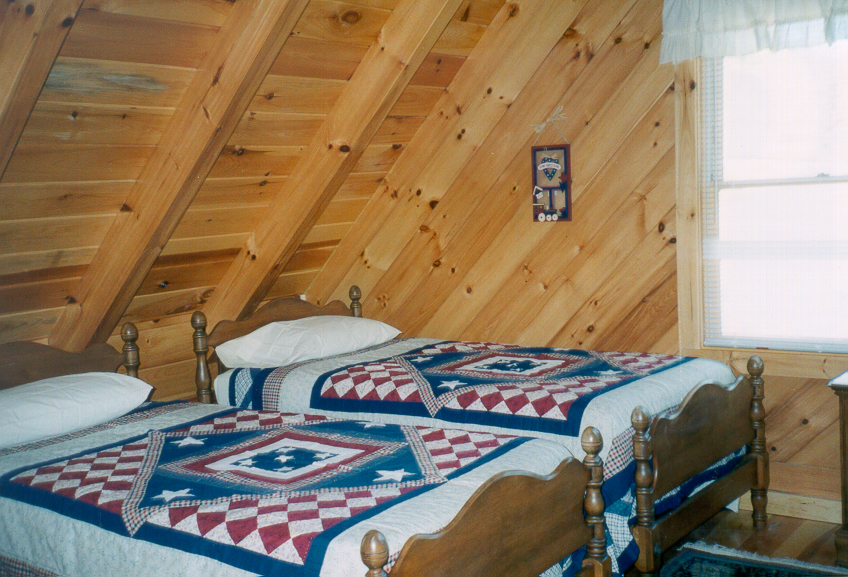 bedroomredblue.jpg